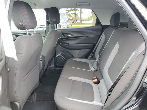 Used 2023 Chevrolet TrailBlazer LT w/ Convenience Package AWD/4WD image 27