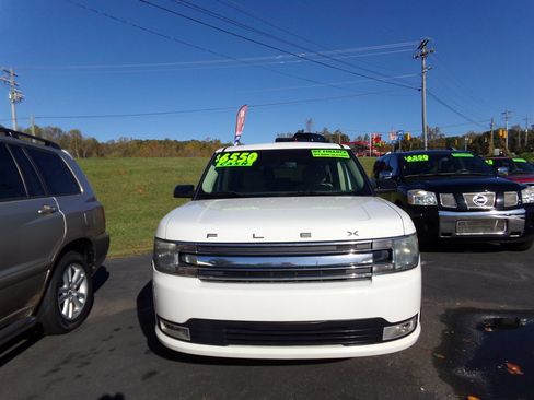 Used 2014 Ford Flex SEL image 2