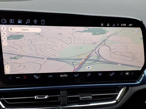 New 2026 Chevrolet Equinox EV LT image 21