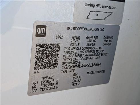 Used 2023 GMC Acadia SLT image 25