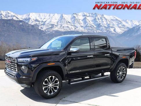New 2026 GMC Canyon Denali AWD/4WD image 1