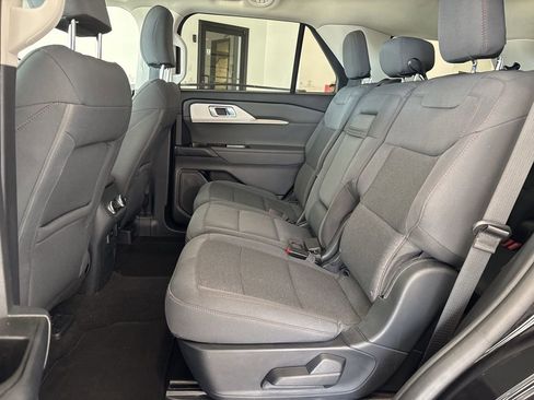 Used 2025 Ford Explorer Active image 13