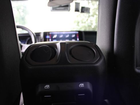 Used 2024 Jeep Wrangler Unlimited Rubicon 4xe AWD/4WD image 31