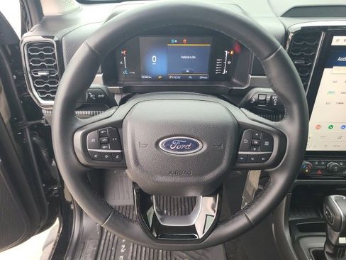 Used 2024 Ford Ranger XLT w/ FX4 Off-Road Package image 19