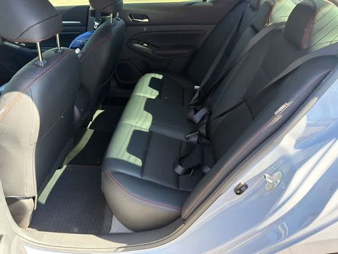 Used 2024 Nissan Altima 2.5 SR FWD image 17