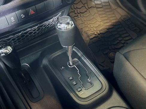 Used 2016 Jeep Wrangler Sport image 25