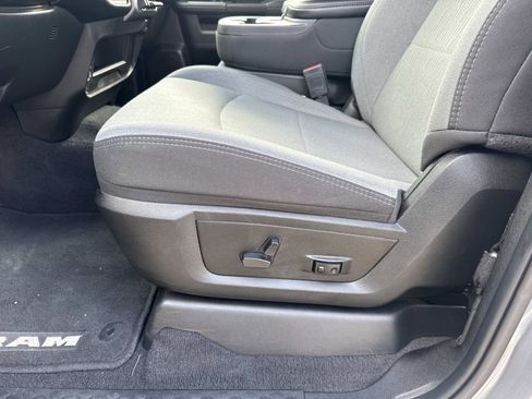 Used 2024 RAM 2500 Big Horn w/ Bed Utility Group image 16