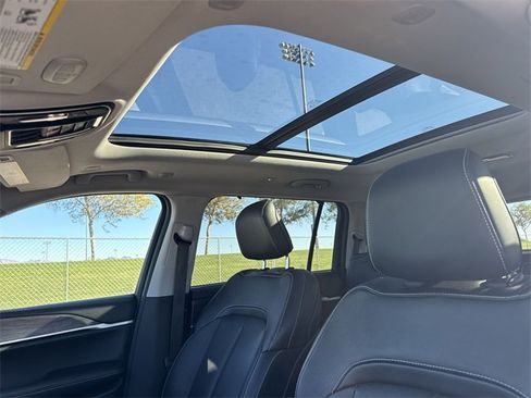 Used 2022 Jeep Grand Cherokee L Limited w/ Luxury Tech Group II image 30