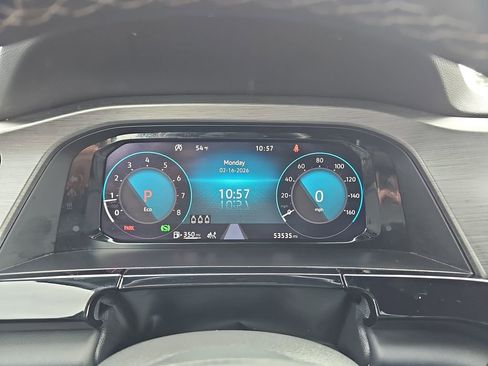 Used 2024 Volkswagen Atlas Cross Sport SE image 23