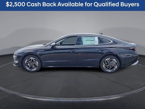 New 2026 Hyundai Sonata SEL FWD image 9
