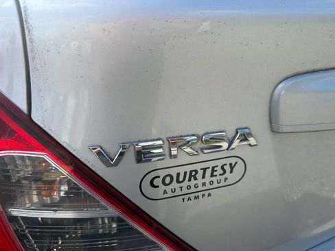 Used 2012 Nissan Versa S w/ Cruise Control Pkg FWD image 16