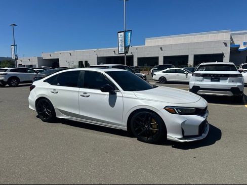 Used 2025 Honda Civic Si image 2
