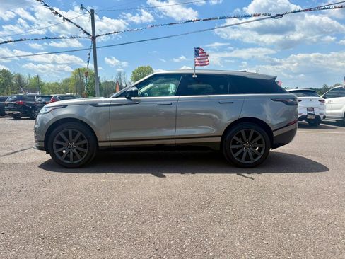 Used 2019 Land Rover Range Rover Velar R-Dynamic SE AWD/4WD image 2