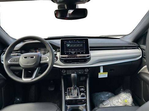 New 2026 Jeep Compass Limited image 29