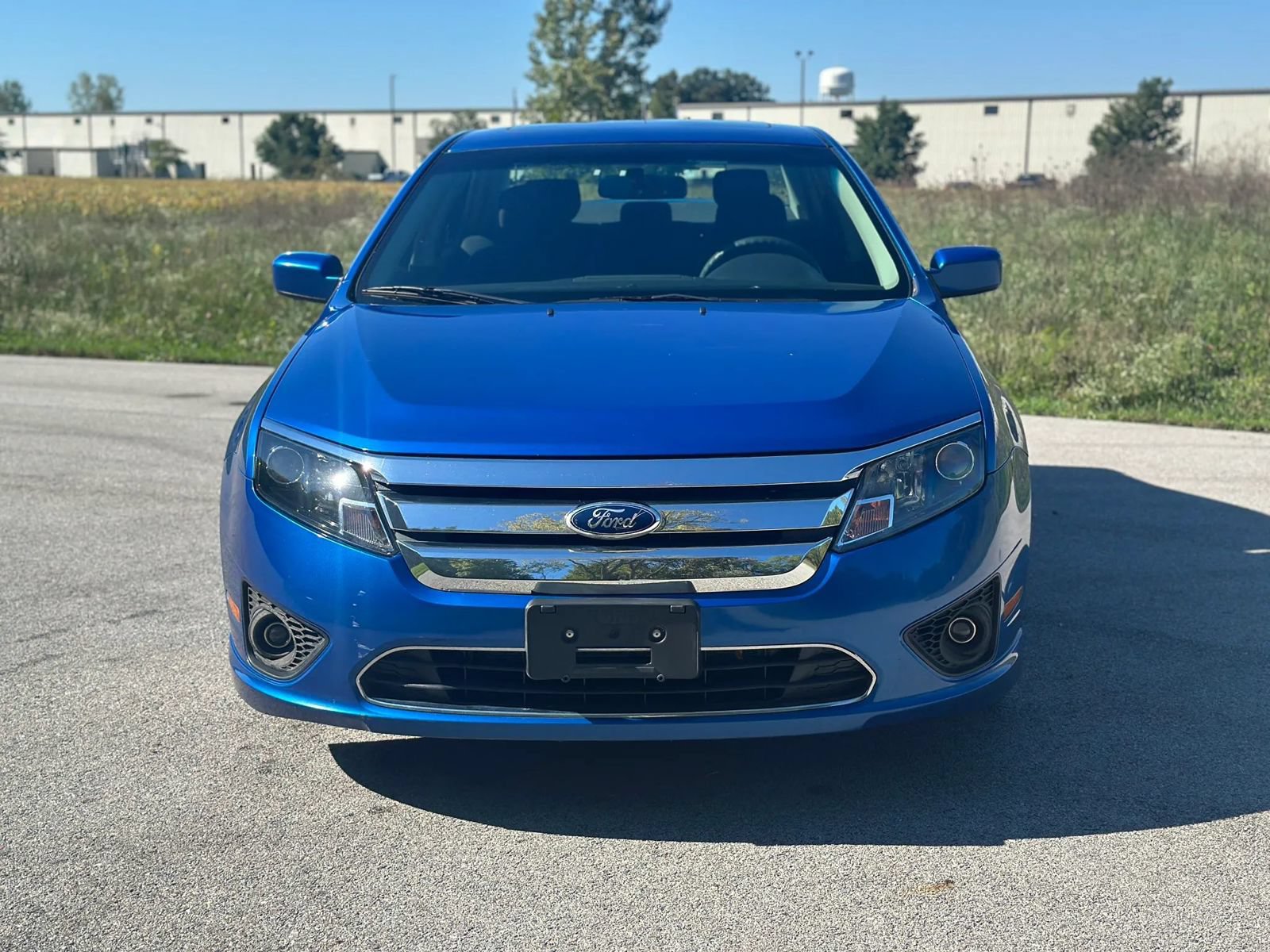 Used 2012 Ford Fusion SE FWD image 2