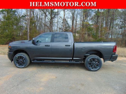 New 2026 RAM 2500 Big Horn AWD/4WD image 3