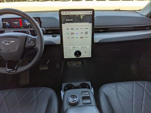 Certified 2022 Ford Mustang Mach-E Select w/ Comfort/Technology Package image 17