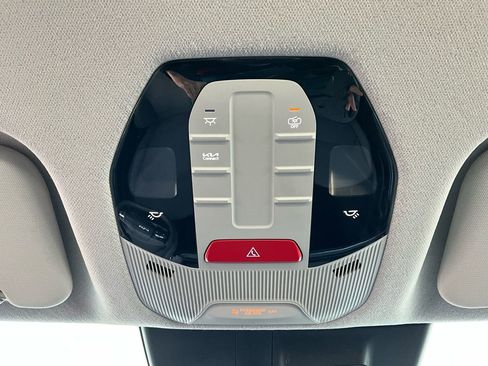 Used 2025 Kia K4 LXS image 16