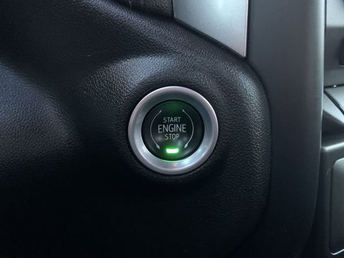 Used 2022 Chevrolet Silverado 1500 LT w/ Bed Protection Package image 21