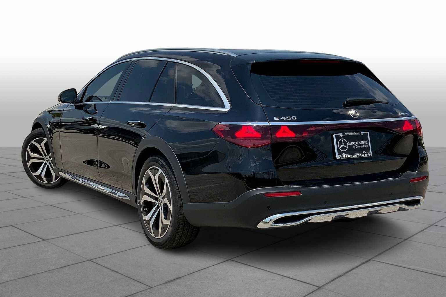 Used 2025 Mercedes-Benz E 450 4MATIC All-Terrain Wagon image 4