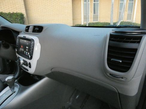 Used 2018 Kia Soul EV image 28