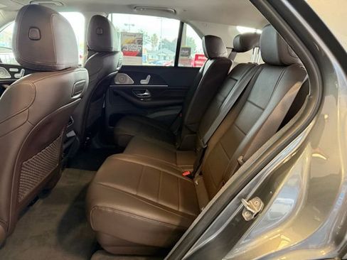 Used 2020 Mercedes-Benz GLE 350 GLE 350 w/ 3rd Row Seat Package image 22