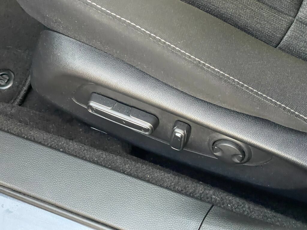 Used 2024 Honda Accord EX image 8