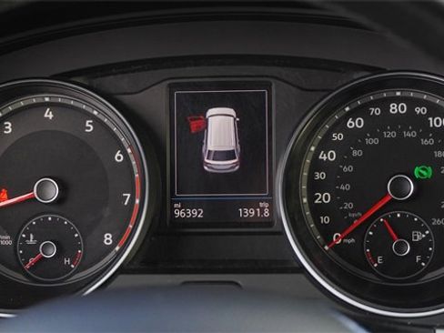 Used 2019 Volkswagen Atlas SE w/ Towing Package image 33