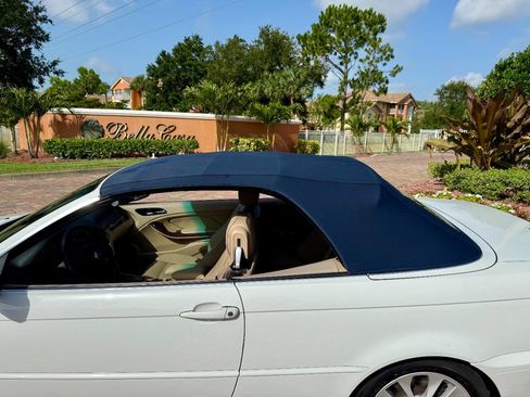 Used 2005 BMW 330Ci Convertible image 25