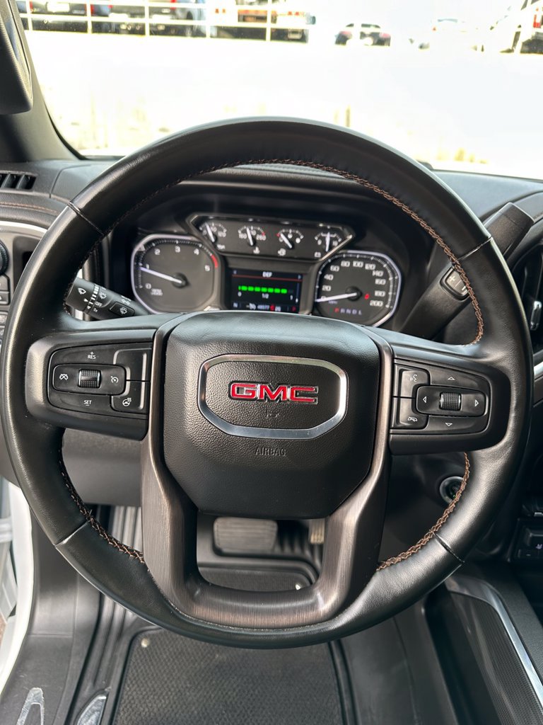 Used 2023 GMC Sierra 2500 AT4 w/ Gooseneck/5TH Wheel Package AWD/4WD image 15