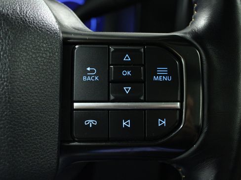 Used 2023 Ford F250 Platinum w/ Tremor Off-Road Package AWD/4WD image 21