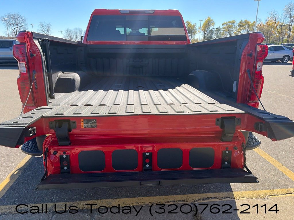 Used 2025 Chevrolet Silverado 2500 LT AWD/4WD image 15