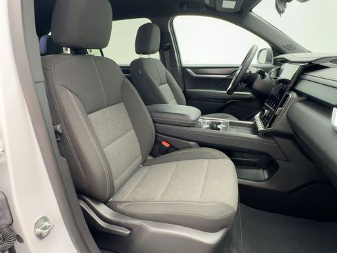 Certified 2025 GMC Acadia Elevation image 26