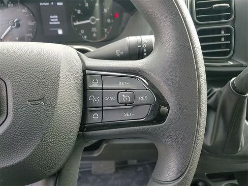 Used 2025 RAM ProMaster 2500 w/ Convenience Group image 26