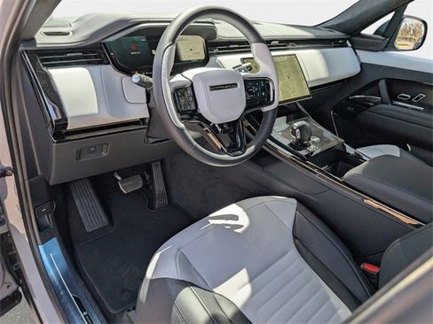 New 2025 Land Rover Range Rover Sport SV Edition Two image 6