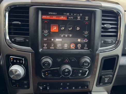 Used 2014 RAM 1500 Laramie w/ Convenience Group AWD/4WD image 28