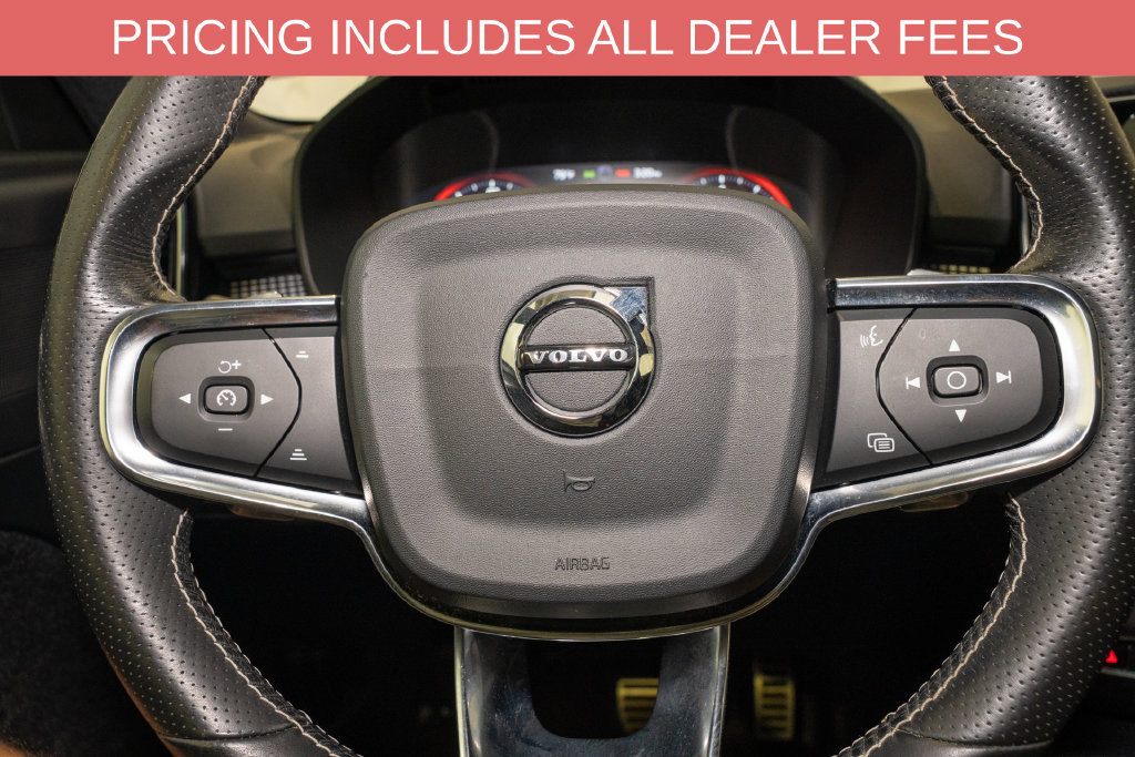 Used 2019 Volvo XC40 T4 R-Design FWD image 18