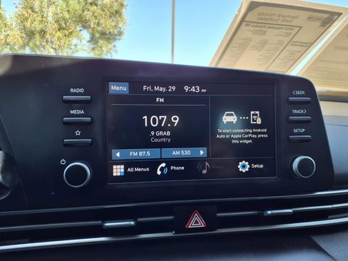 Certified 2023 Hyundai Elantra SE FWD image 23