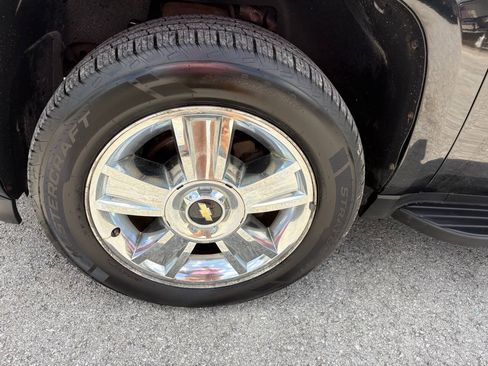 Used 2010 Chevrolet Suburban LTZ AWD/4WD image 9