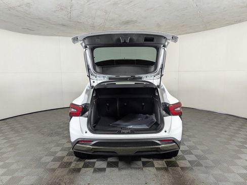 New 2026 Chevrolet Trax ACTIV w/ Driver Confidence Package image 9