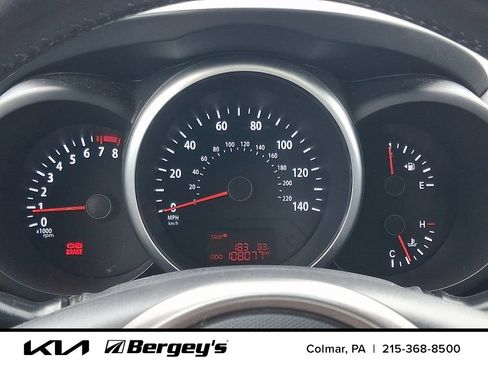Used 2013 Kia Soul + FWD image 22