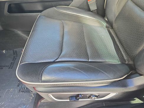 Used 2021 RAM 1500 Laramie image 21