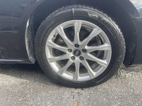 Used 2021 Audi A4 2.0T Premium w/ Convenience Package image 14