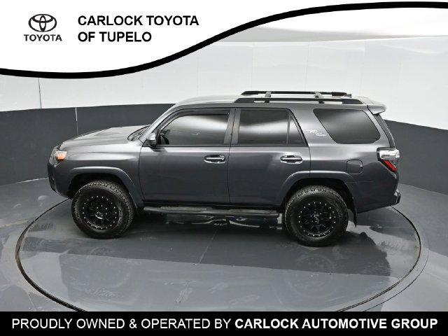 Used 2019 Toyota 4Runner TRD Off-Road AWD/4WD image 53