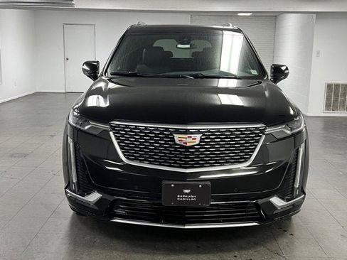 New 2025 Cadillac XT6 Luxury image 8