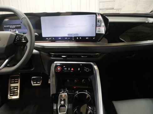 New 2026 Audi SQ5 Premium Plus image 33