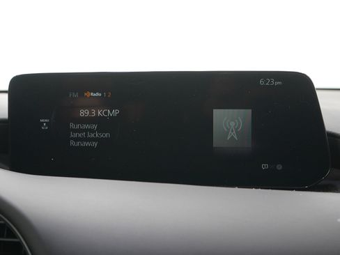 Used 2024 MAZDA MAZDA3 Hatchback w/Premium Plus Pkg image 18