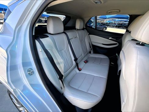 Used 2025 Buick Encore GX Avenir w/ Avenir Technology Package image 20