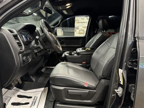 Used 2022 RAM 4500 Tradesman w/ Chrome Appearance Group AWD/4WD image 29