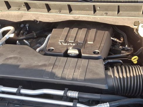 Used 2023 Chevrolet Silverado 1500 LT image 28